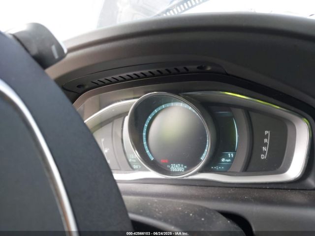 2015 VOLVO XC60 YV4902RD1F2588137 Photo 6