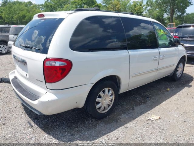 2005 CHRYSLER TOWN & COUNTRY 2C4GP54L05R465984 Photo 3