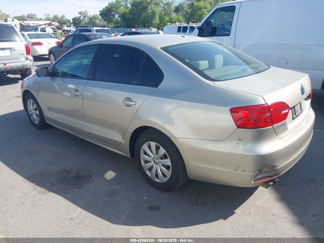 Volkswagen 2014 2014 3VW2K7AJ3EM251048 Image 3