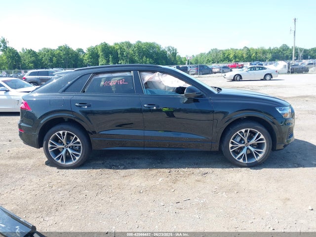 WA1AVBF13ND026040 Audi Q8