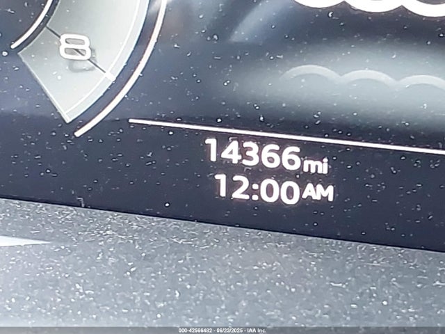WA1AVBF13ND026040 Audi Q8