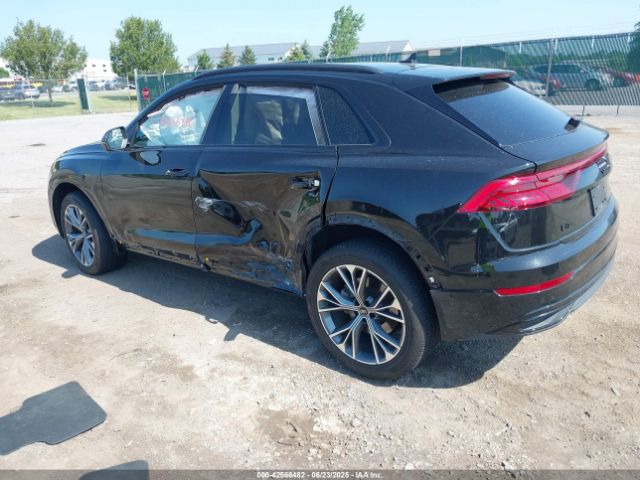 2022 AUDI Q8 WA1AVBF13ND026040 Photo 2