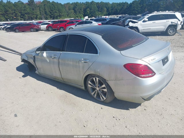 2016 MERCEDES-BENZ C 300 55SWF4JB1GU166442 Photo 2