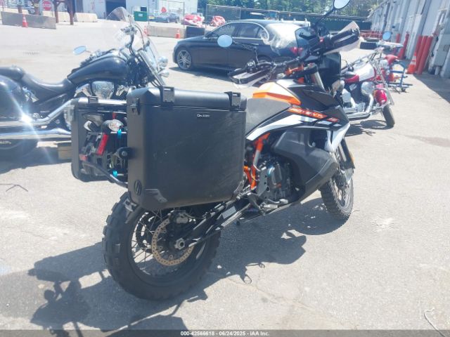 2022 KTM 890 VBKTR6403NM845018 Photo 3