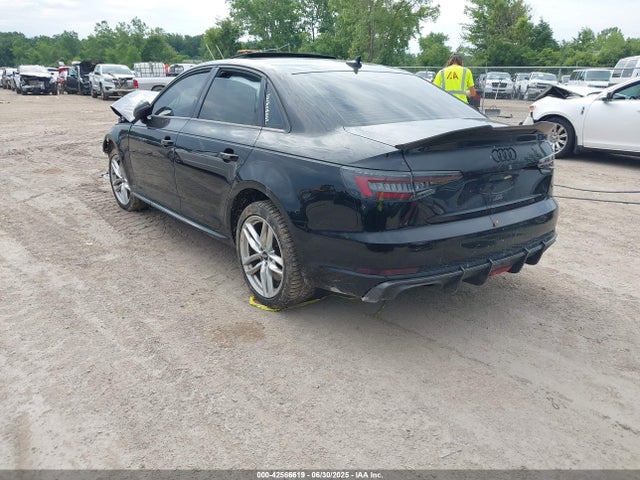 2017 AUDI A4 WAUDNAF49HN053052 Photo 2