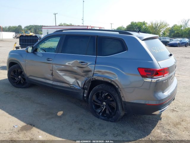 2022 VOLKSWAGEN ATLAS 1V2HR2CA7NC526848 Photo 2