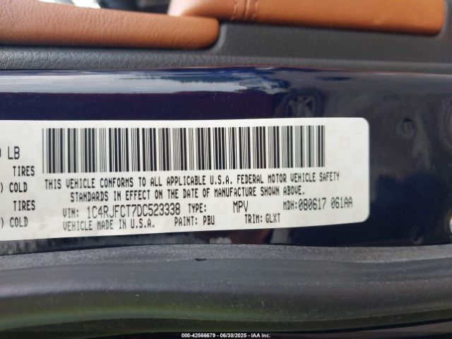 2013 JEEP GRAND CHEROKEE 1C4RJFCT7DC523338 Photo 8