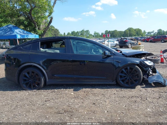 Tesla MODEL X 2022 7SAXCBE68NF344489 Image 12