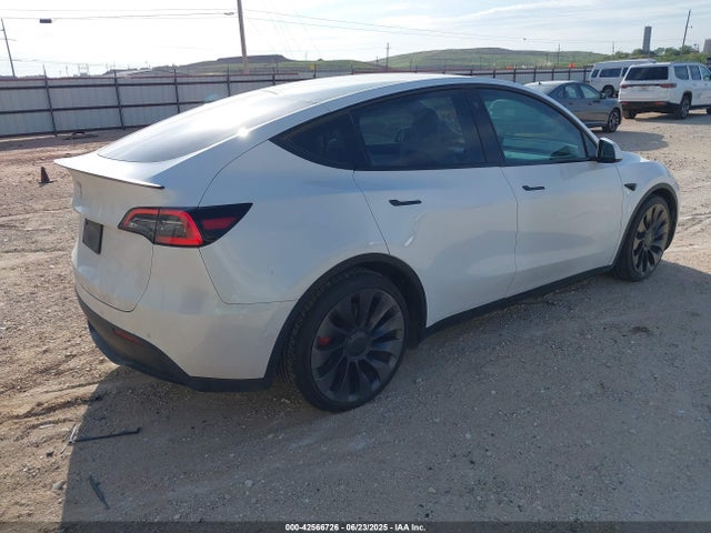 5YJYGDEFXMF245110 Tesla Model Y