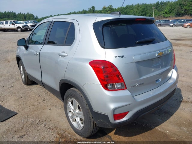 Chevrolet le2 2022 KL7CJNSM2NB544614 Image 3