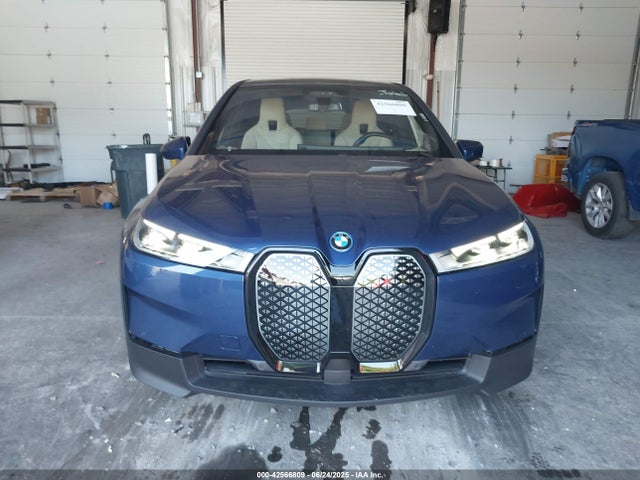 WB523CF08SCT81473 BMW Ix