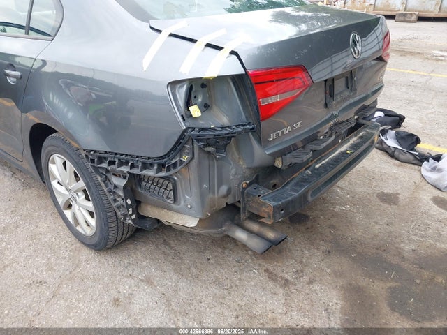 3VWD17AJ9FM215751 Volkswagen 2015