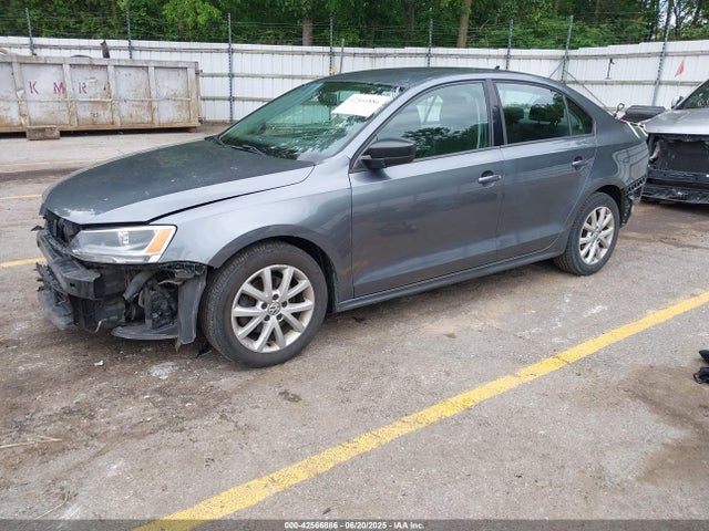 3VWD17AJ9FM215751 Volkswagen 2015