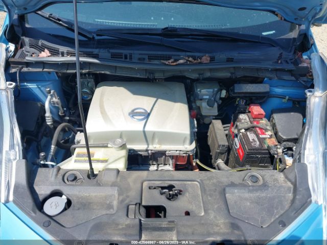 2015 NISSAN LEAF 1N4AZ0CPXFC323150 Photo 9