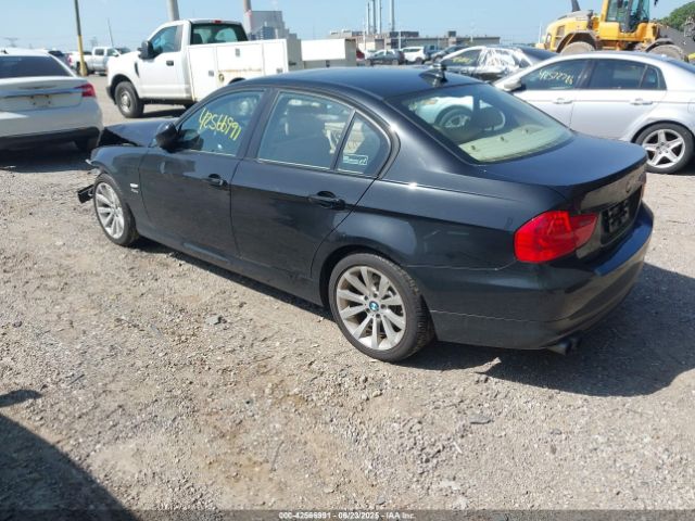 2011 BMW 328I WBAPK7C55BA972180 Photo 2
