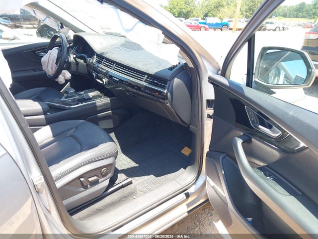 2017 AUDI Q7 WA1LAAF79HD002946 Photo 4