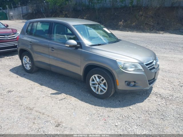 2011 VOLKSWAGEN TIGUAN WVGBV7AX2BW526723