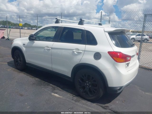 2017 MITSUBISHI OUTLANDER SPORT JA4AP3AU7HZ070874 Photo 2