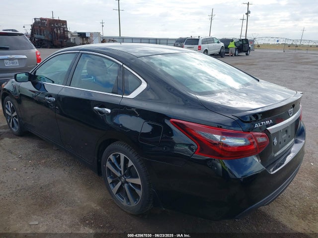 Nissan 2017 2017 1N4AL3AP0HC238567 Image 3