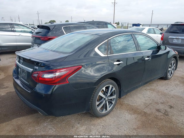 Nissan 2017 2017 1N4AL3AP0HC238567 Image 4
