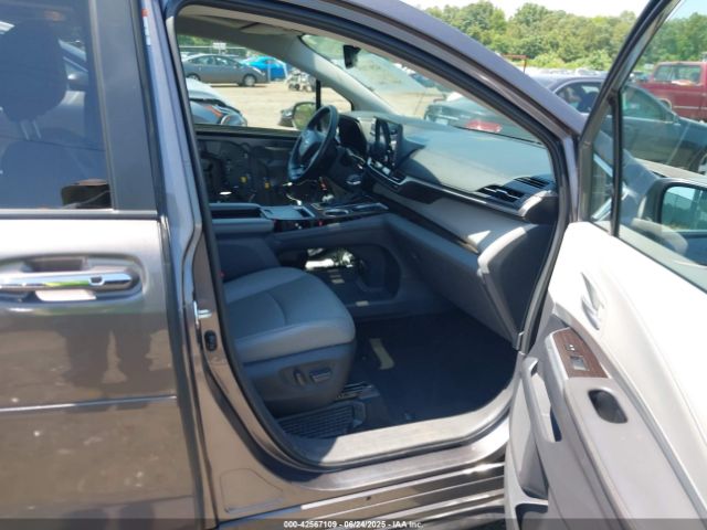 2023 TOYOTA SIENNA 5TDYRKECXPS139552 Photo 4