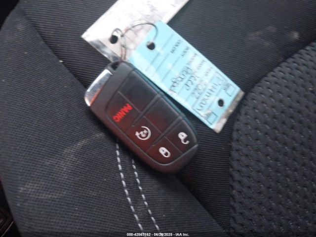 2022 JEEP RENEGADE ZACNJDE13NPN65238 Photo 10