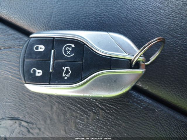 2018 MASERATI LEVANTE ZN661XUA0JX279010 Photo 10
