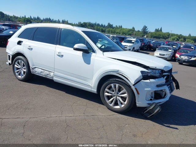 2017 AUDI Q7 WA1LHAF71HD058018 Photo 0