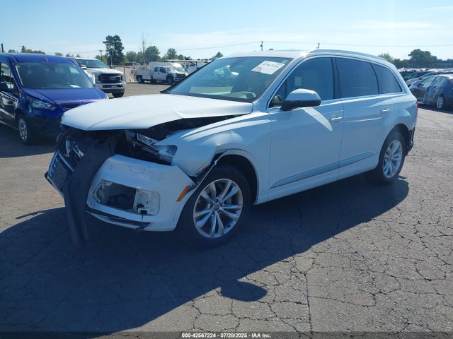 2017 AUDI Q7 WA1LHAF71HD058018 Photo 1