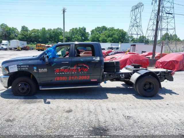 Продаж на аукціоні авто 2018 Ram 3500 Chassis Tradesman/slt/laramie, vin: 3C7WRTCL8JG100063, номер лоту: 42567232