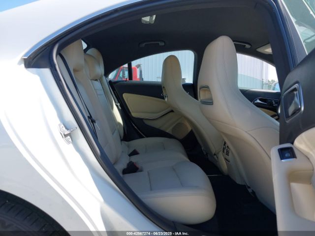2019 MERCEDES-BENZ CLA 250 WDDSJ4GB7KN747935 Photo 7