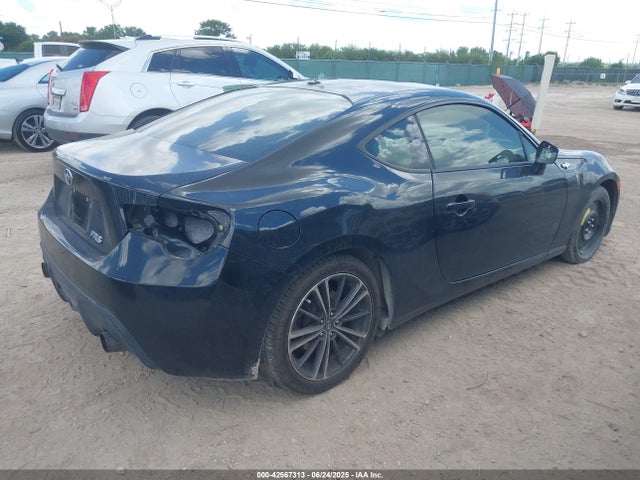 JF1ZNAA15E8702674 Scion scion fr-s