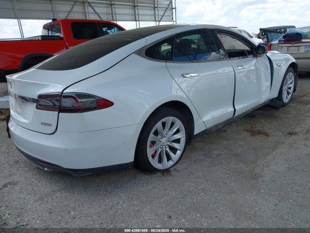 Tesla MODEL S 2015 5YJSA4H40FF088059 Image 4