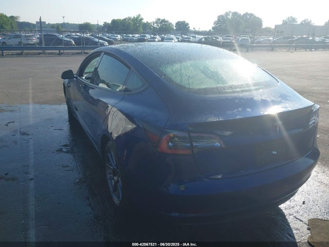 2022 TESLA MODEL 3 5YJ3E1EAXNF188735 Photo 2