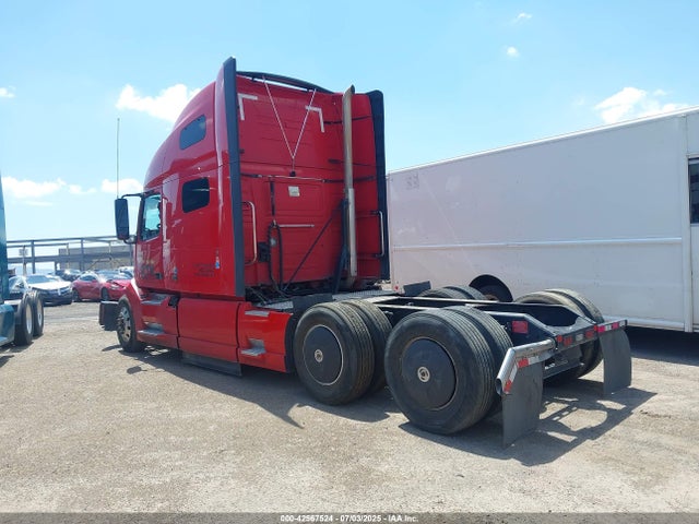 Volvo d13 2024 4V4NC9EH5RN627815 Image 3