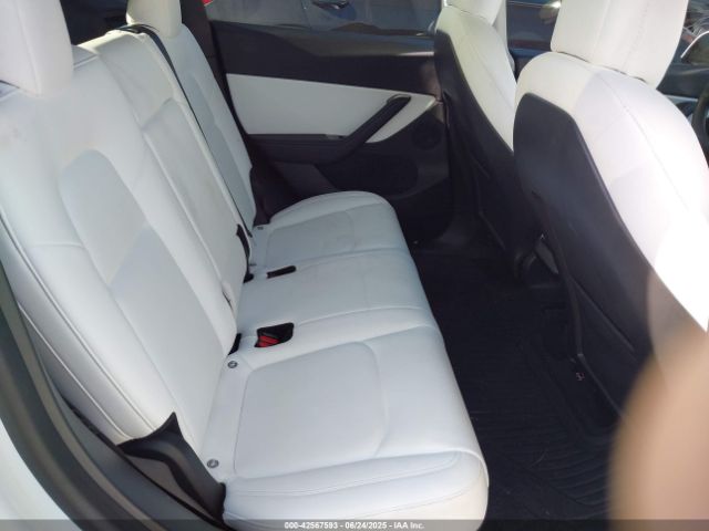 2021 TESLA MODEL Y 5YJYGDEE2MF112381 Photo 7