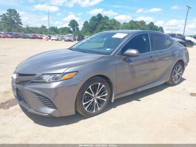 2019 TOYOTA CAMRY 4T1B11HK2KU837129 Photo 1