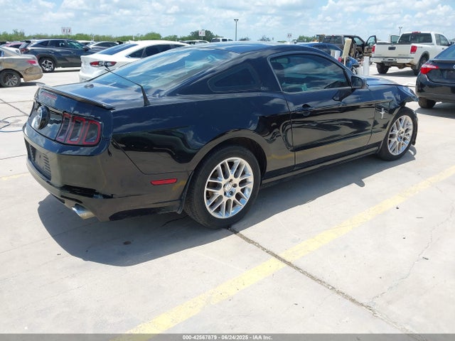 1ZVBP8AM5E5306557 Ford 2014