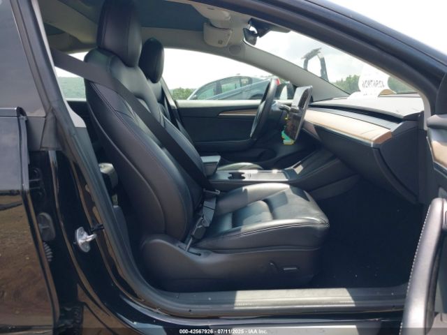 2022 TESLA MODEL 3 5YJ3E1EB2NF119661 Photo 4