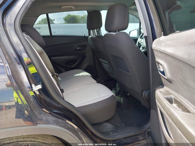 Chevrolet le2 2022 KL7CJKSM6NB527586 Image 8