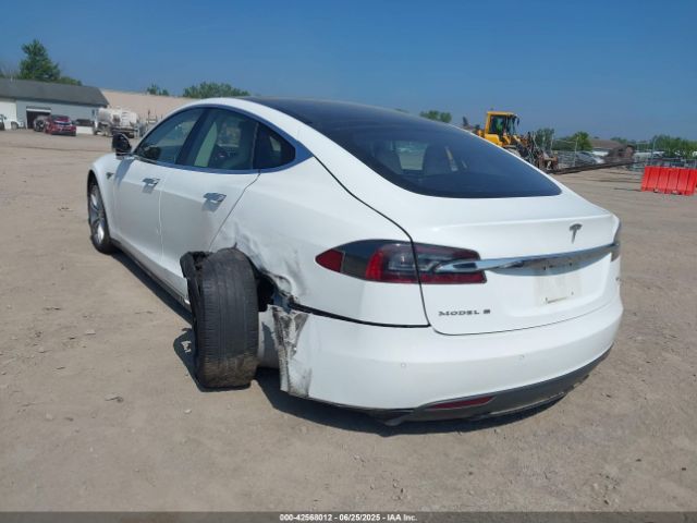 2016 TESLA MODEL S 5YJSA1E13GF129925 Photo 2