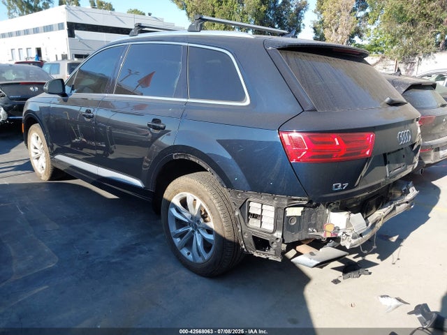 2018 AUDI Q7 WA1LAAF78JD004273 Photo 2