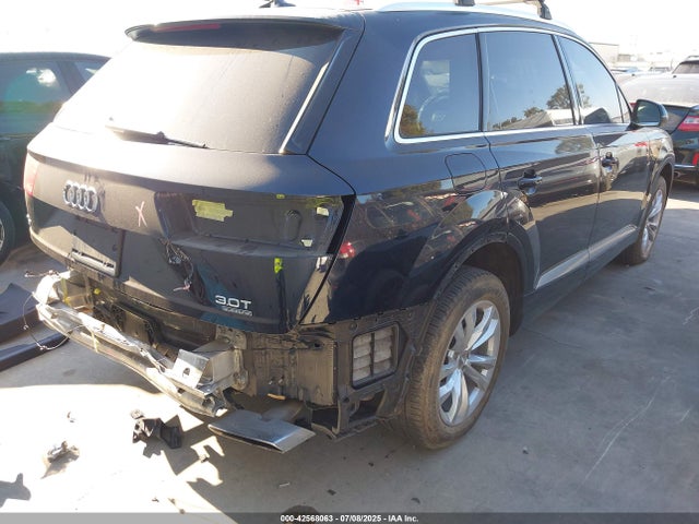 2018 AUDI Q7 WA1LAAF78JD004273 Photo 3