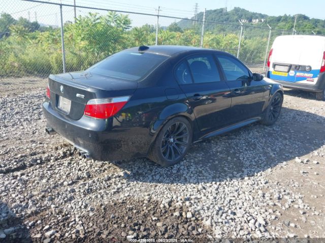 2006 BMW M5 WBSNB93516B581445 Photo 3