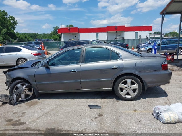 42568124 :رقم المزاد ، 19UUA56923A069726 vin ، 2003 Acura Tl 3.2 Type S مزاد بيع