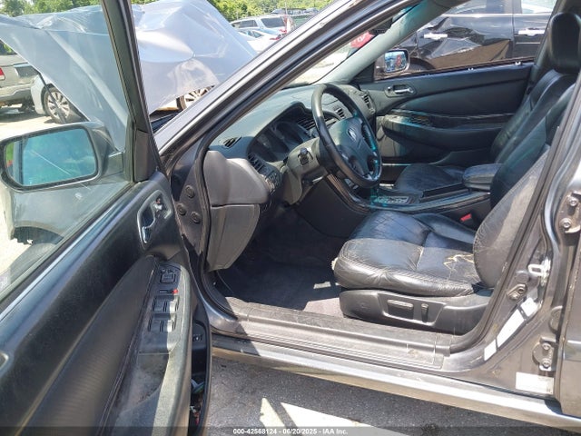 42568124 :رقم المزاد ، 19UUA56923A069726 vin ، 2003 Acura Tl 3.2 Type S مزاد بيع