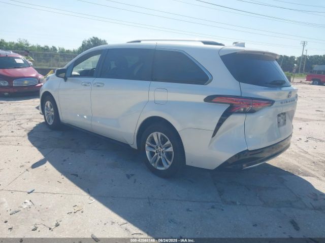 2022 TOYOTA SIENNA 5TDZRKEC2NS117997 Photo 2