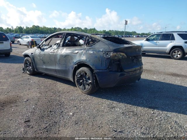 2022 TESLA MODEL Y 7SAYGDEE9NF307107 Photo 2