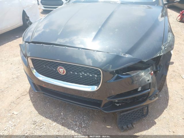 2017 JAGUAR XE SAJAD4BG0HA945502 Photo 5
