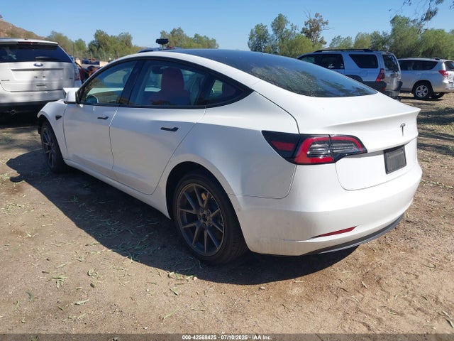 2022 TESLA MODEL 3 5YJ3E1EA5NF119788 Photo 2